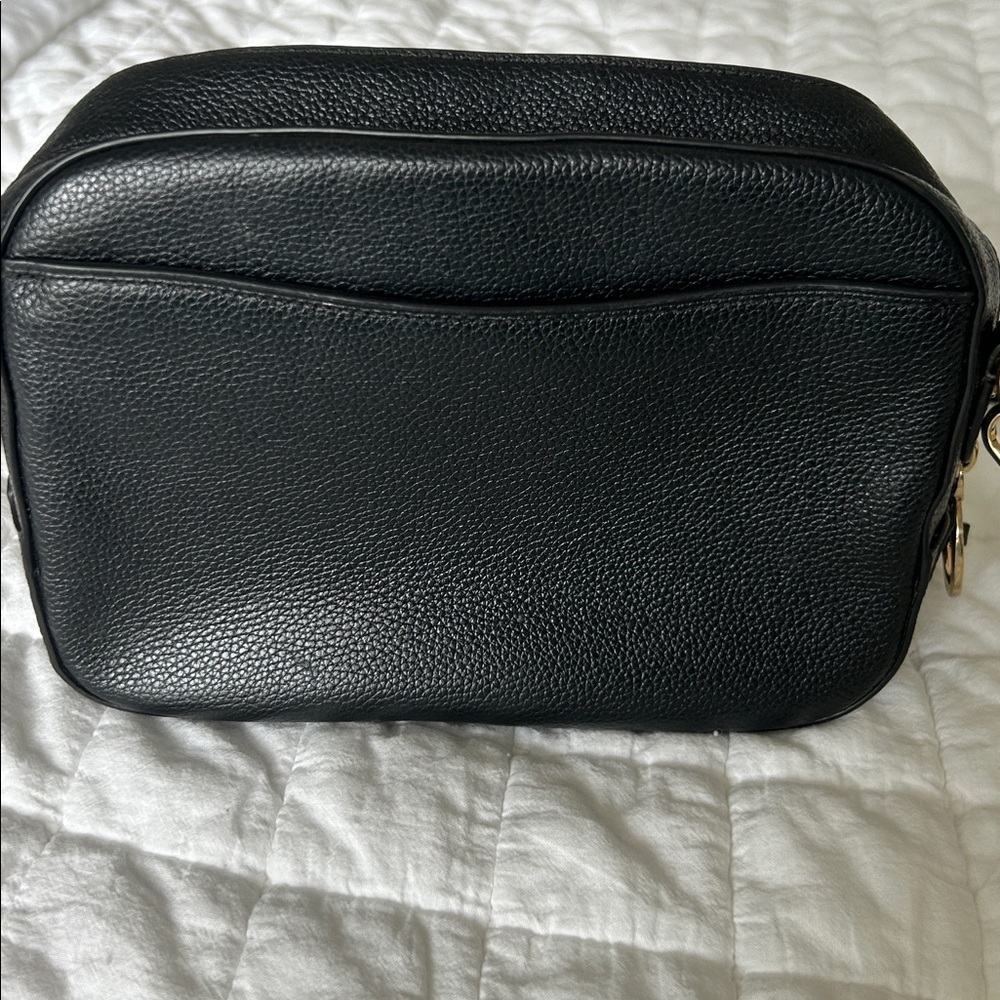 Coach Pebbled Black Leather Crossbody Camera Bag. - Picture 2 of 8